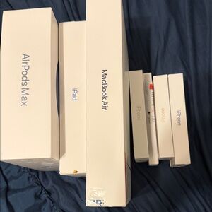 Apple Device Box Set in White